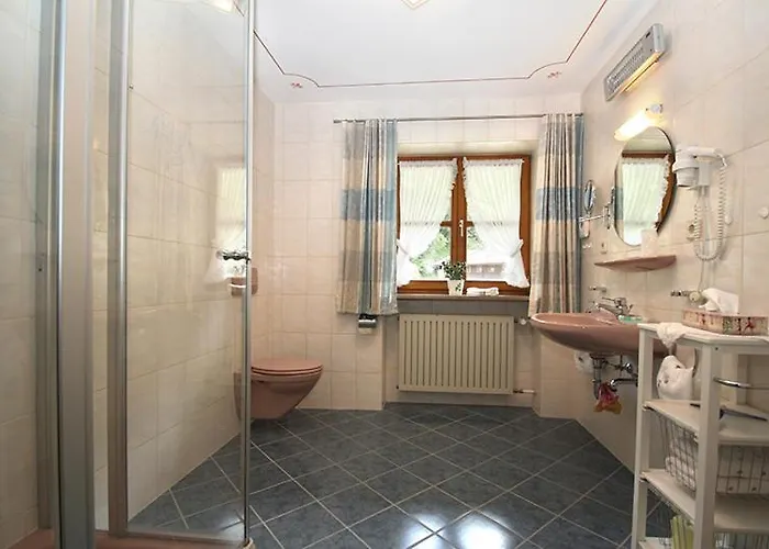 Apartman Am Hadermarkt Inkl. Chiemgaukarte Ruhpolding
